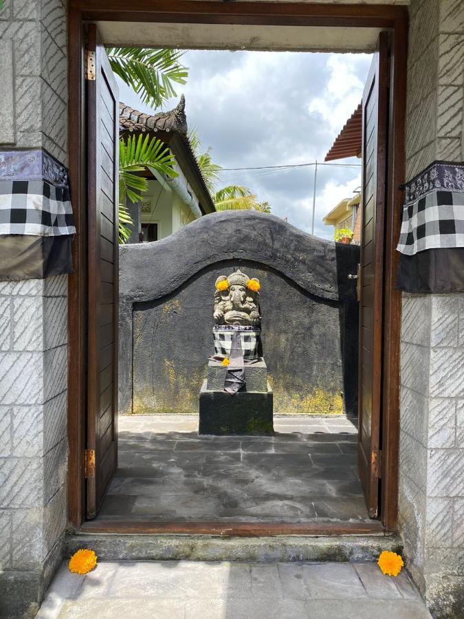 Wita House Villa Ubud  Exterior photo